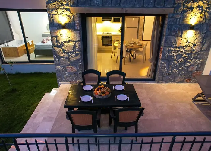 Yaka Esinti Yakaköy